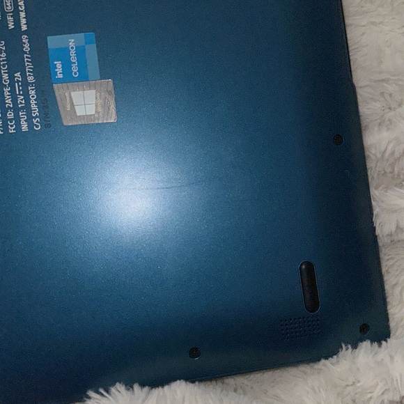 Gateway 11.6" Touchscreen 2-in-1sLaptop, IntelCeleron ProcessorN4020,4GBRAM,64GB - Picture 7 of 14